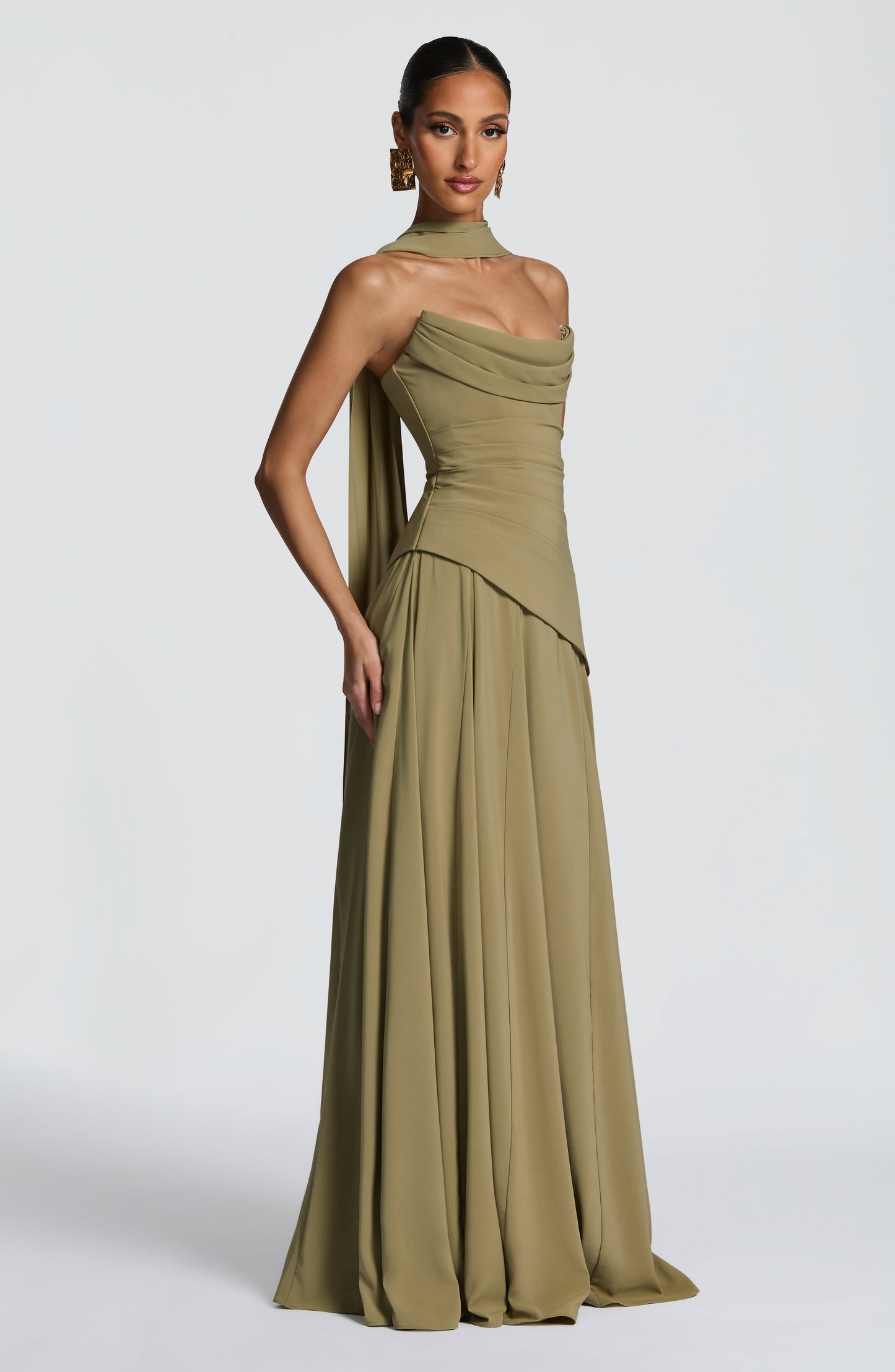 Elegant Strapless Satin Maxi Dress